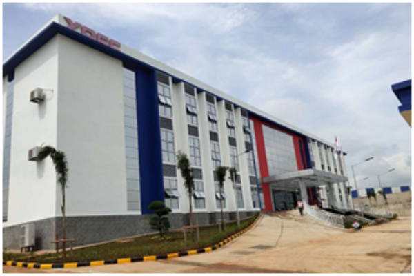 1.房建及機(jī)電安裝工程：長(zhǎng)飛印尼光纖廠新建工程（工程監(jiān)理）